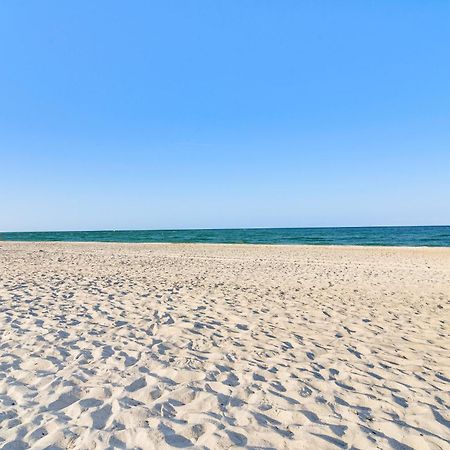Waterfront Condo With Patio And Pool On Madeira Beach! St. Pete Beach Exterior photo