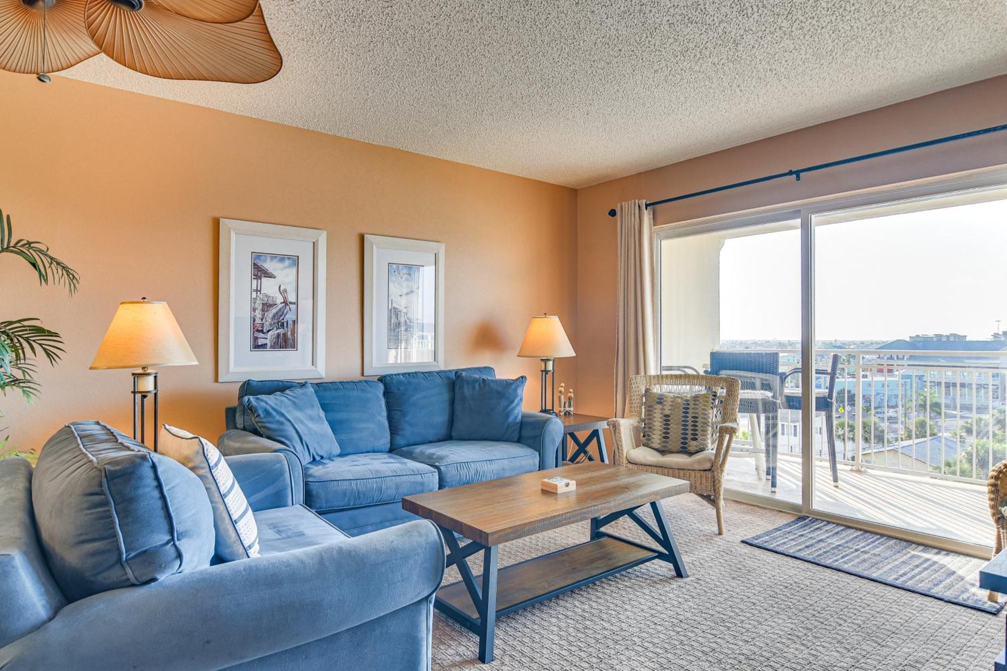 Waterfront Condo With Patio And Pool On Madeira Beach! St. Pete Beach Exterior photo